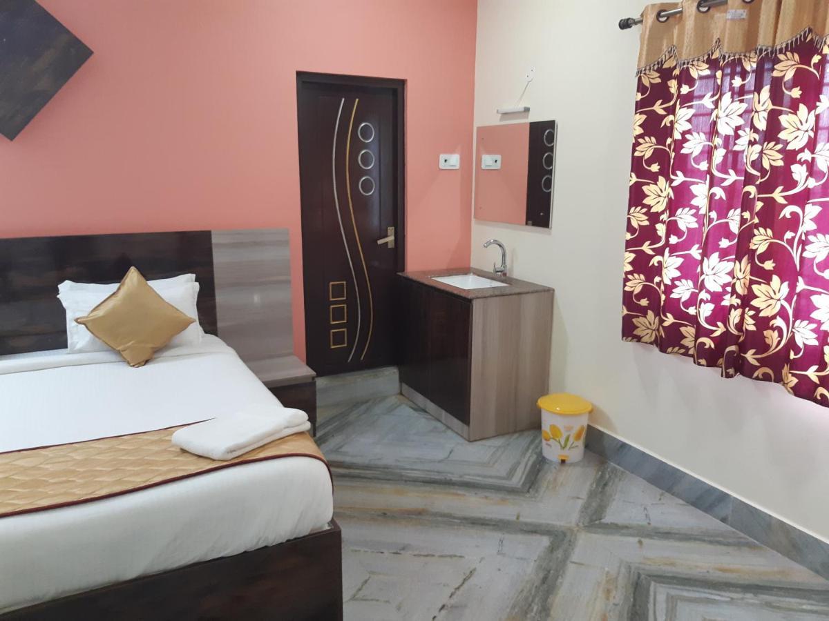 Devansh Bhanu Residency Dbr Srikalahasti Luaran gambar